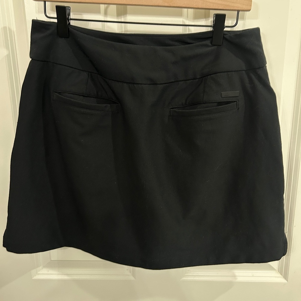 GUC Adidas Black Athletic Skort size M. Nice, heavy fabric, stretch. Athleisure - Picture 2 of 10